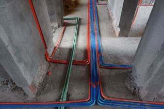 专业电气安装服务 从焊接改造到弱电维修，您的就近上门施工专家